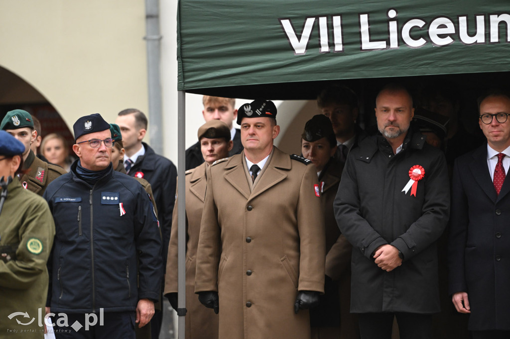 Młodzi w mundurach wypowiedzieli słowa roty