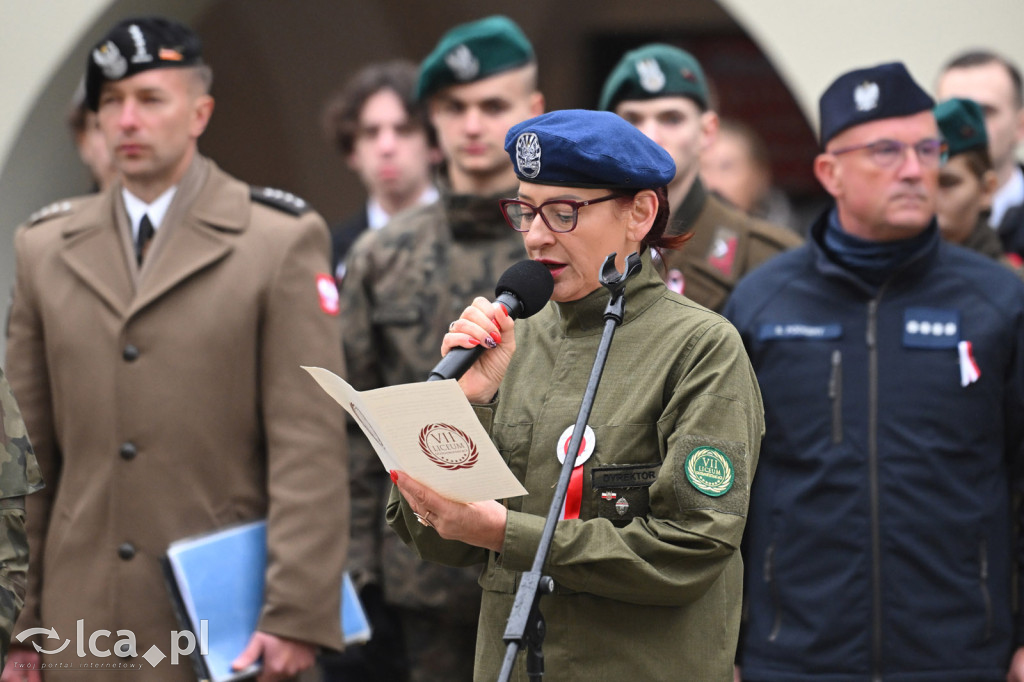 Młodzi w mundurach wypowiedzieli słowa roty