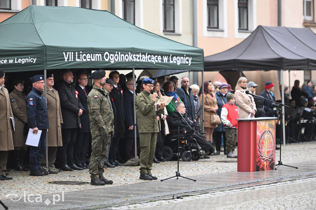 Młodzi w mundurach wypowiedzieli słowa roty