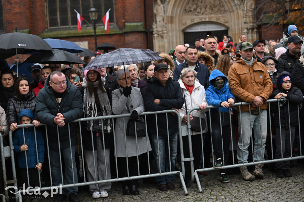 Młodzi w mundurach wypowiedzieli słowa roty