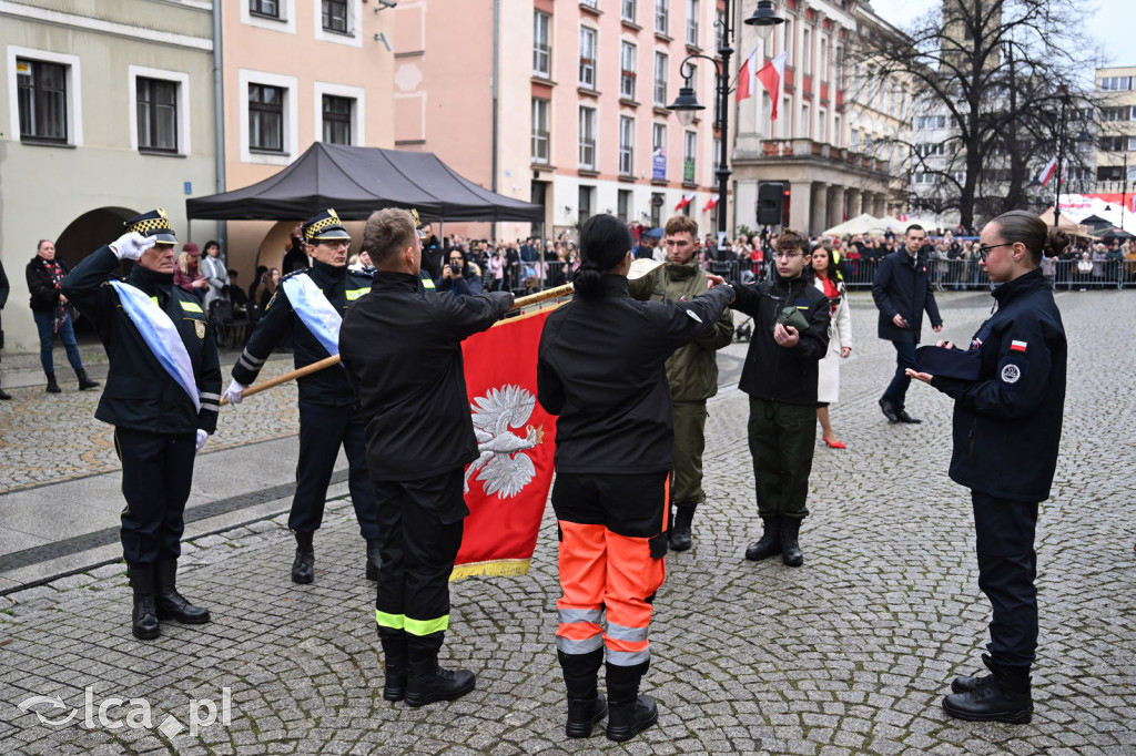 Młodzi w mundurach wypowiedzieli słowa roty