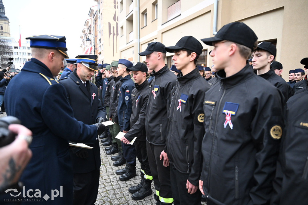 Młodzi w mundurach wypowiedzieli słowa roty