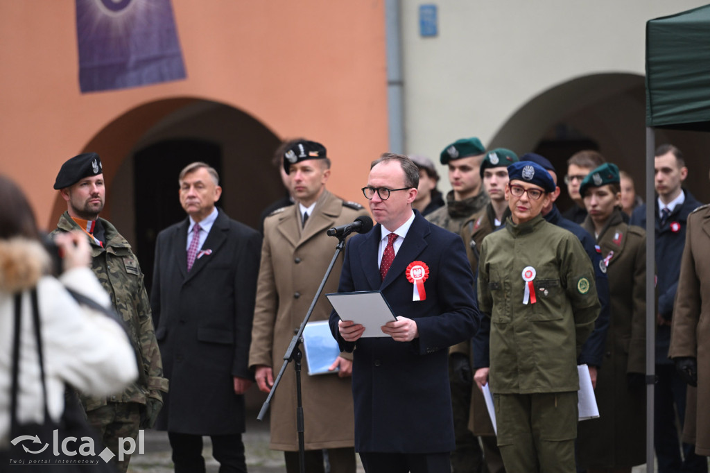 Młodzi w mundurach wypowiedzieli słowa roty