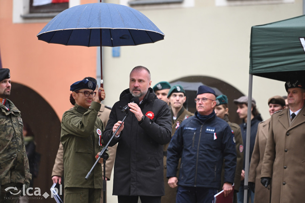 Młodzi w mundurach wypowiedzieli słowa roty