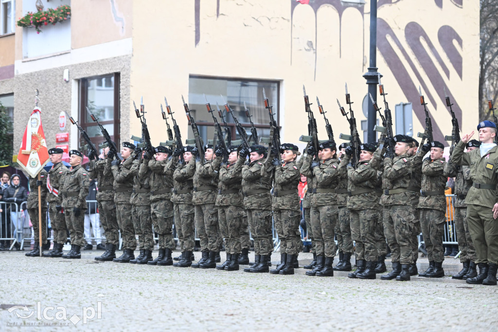 Młodzi w mundurach wypowiedzieli słowa roty