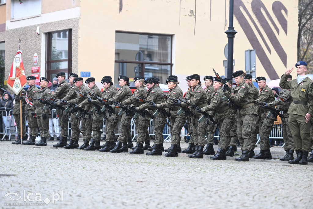 Młodzi w mundurach wypowiedzieli słowa roty