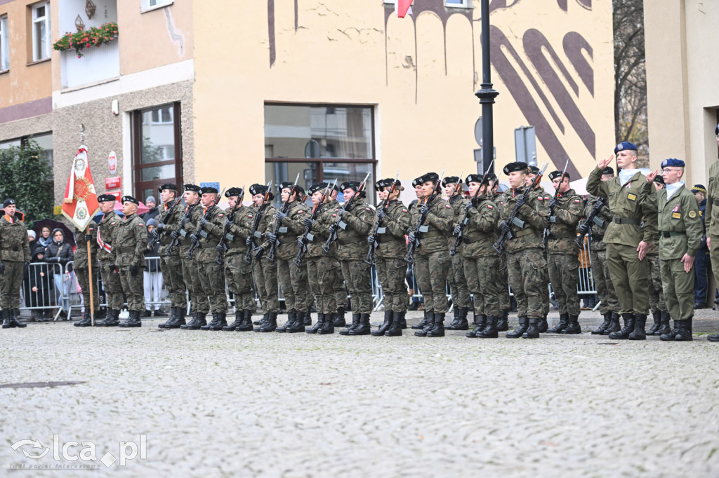 Młodzi w mundurach wypowiedzieli słowa roty