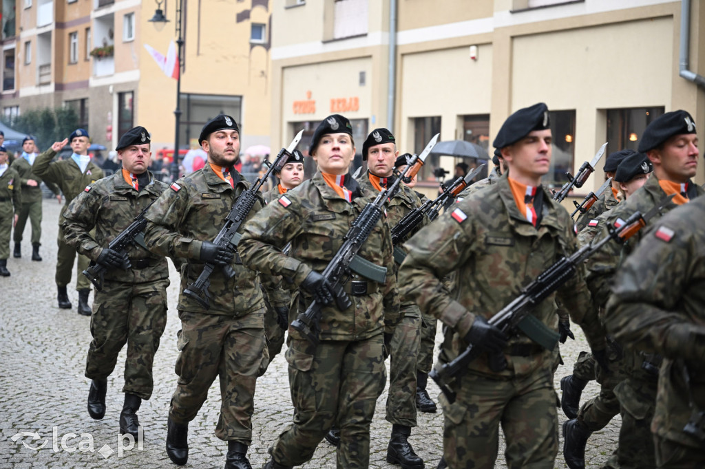 Młodzi w mundurach wypowiedzieli słowa roty