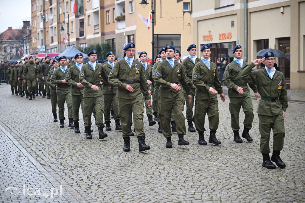 Młodzi w mundurach wypowiedzieli słowa roty
