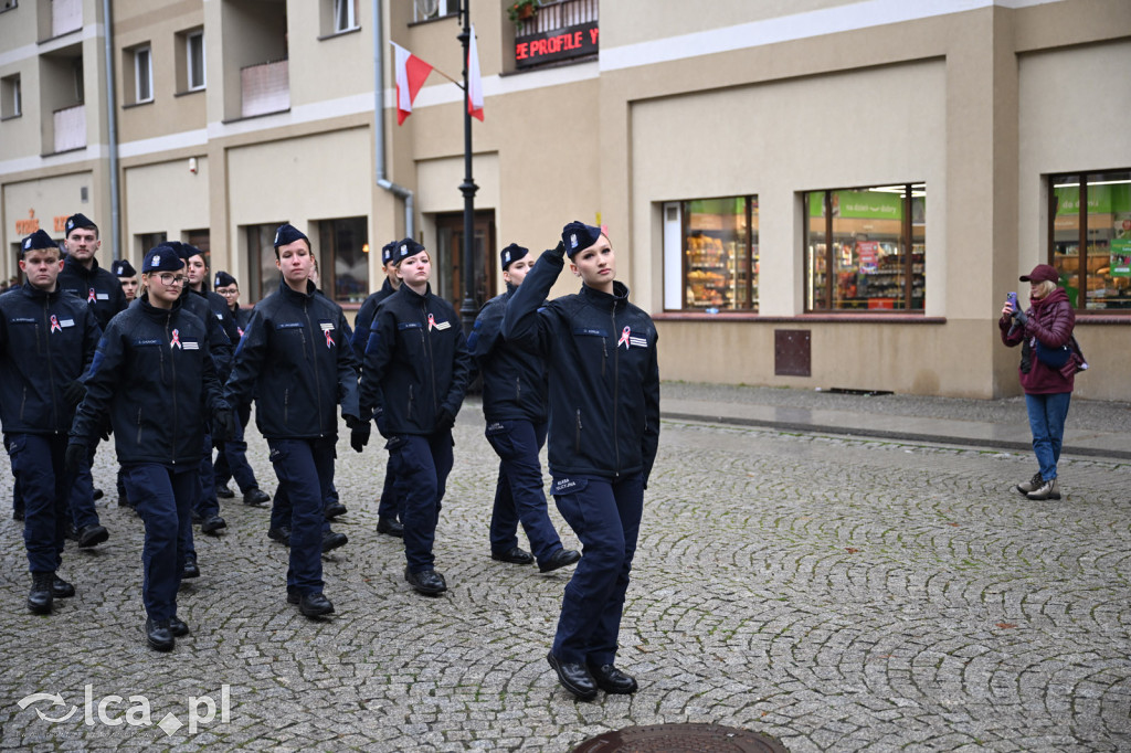 Młodzi w mundurach wypowiedzieli słowa roty