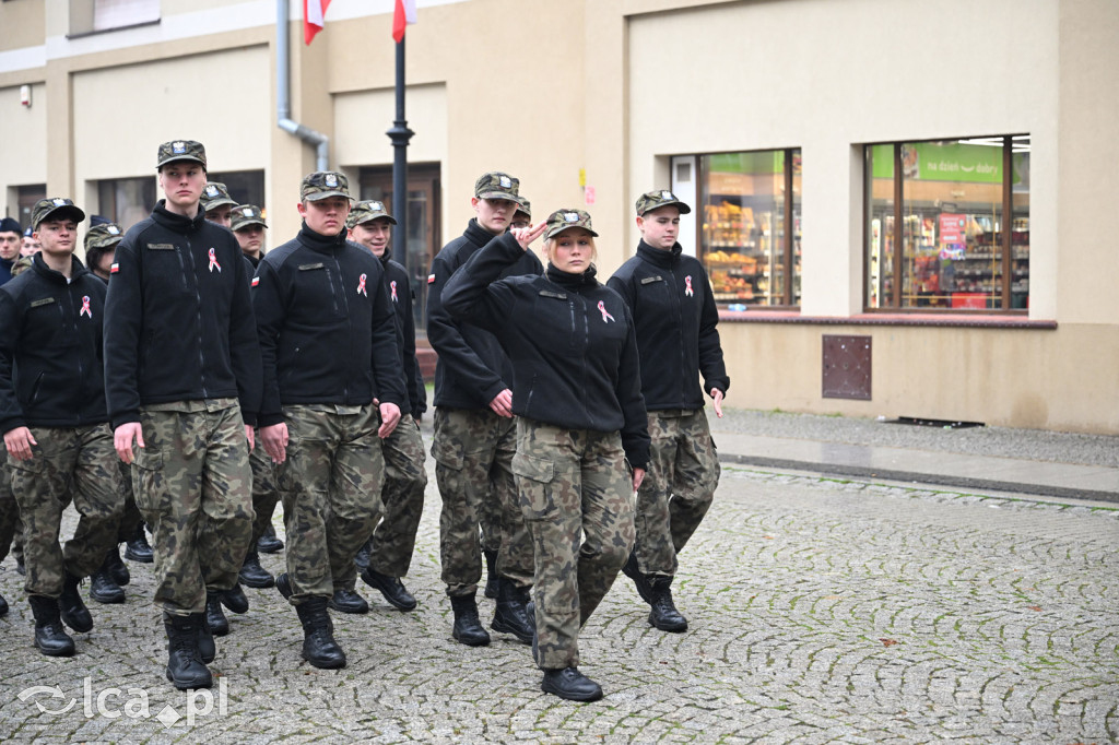 Młodzi w mundurach wypowiedzieli słowa roty