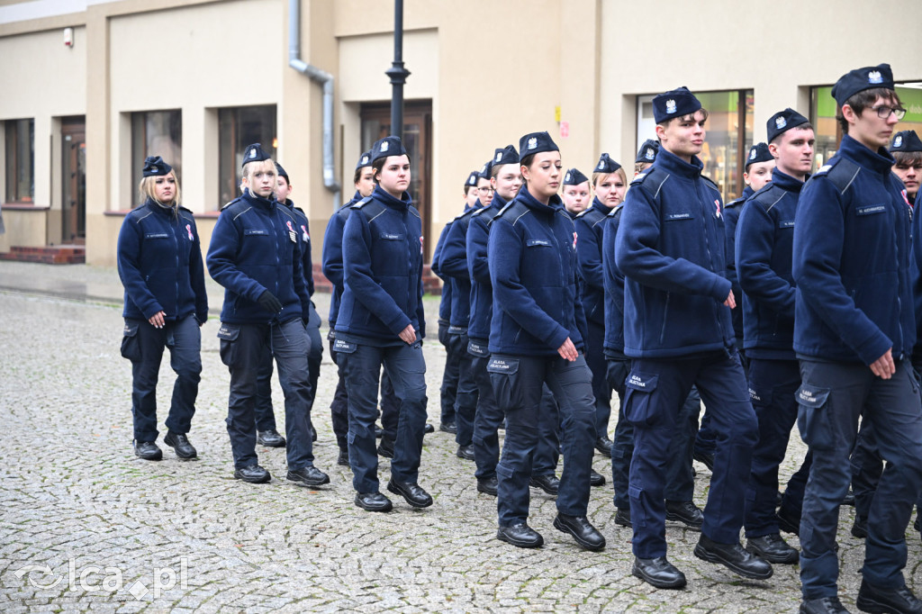 Młodzi w mundurach wypowiedzieli słowa roty