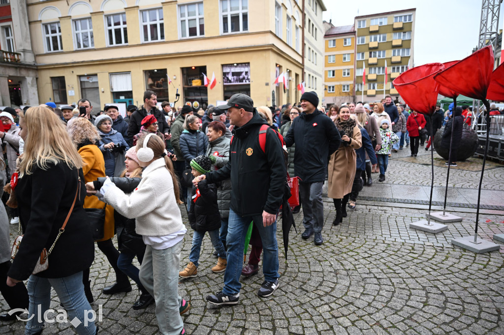 Legnica zatańczyła Poloneza dla Niepodległej