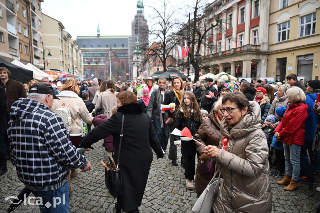 Legnica zatańczyła Poloneza dla Niepodległej