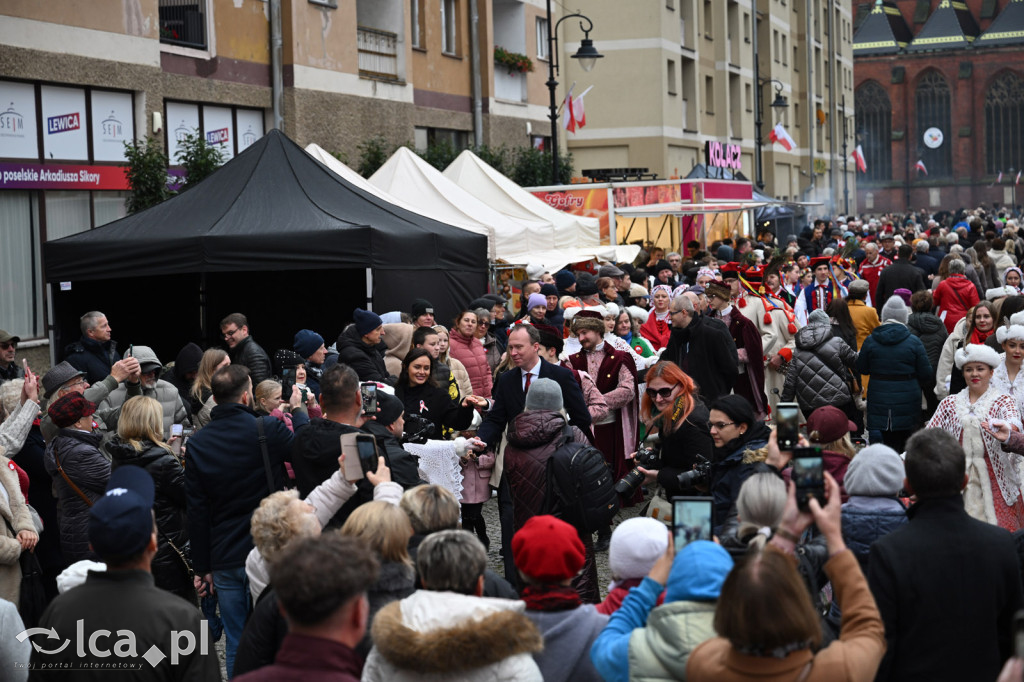Legnica zatańczyła Poloneza dla Niepodległej