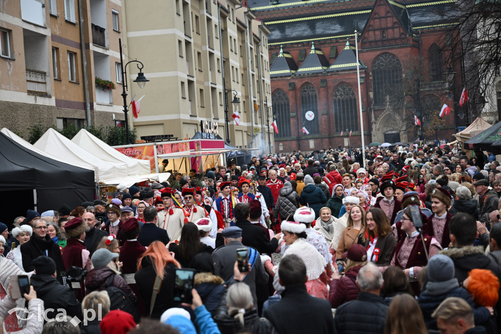Legnica zatańczyła Poloneza dla Niepodległej