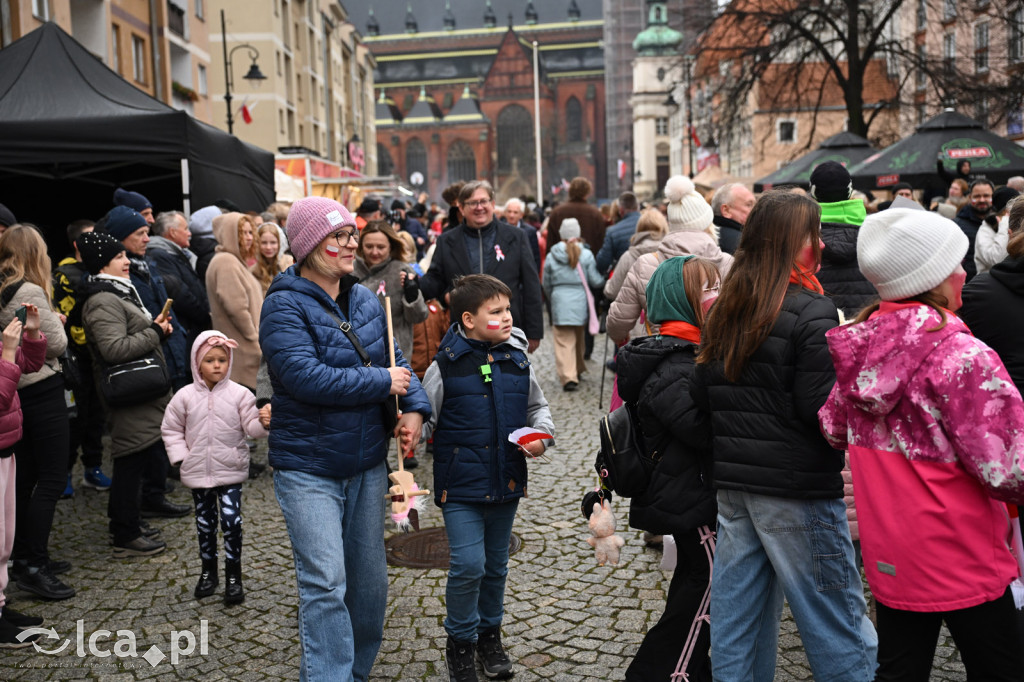 Legnica zatańczyła Poloneza dla Niepodległej