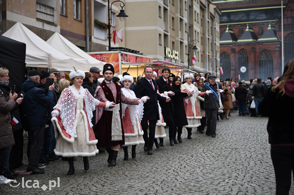 Legnica zatańczyła Poloneza dla Niepodległej