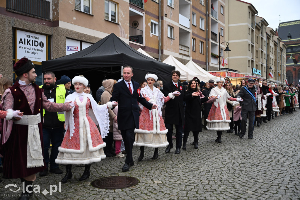 Legnica zatańczyła Poloneza dla Niepodległej