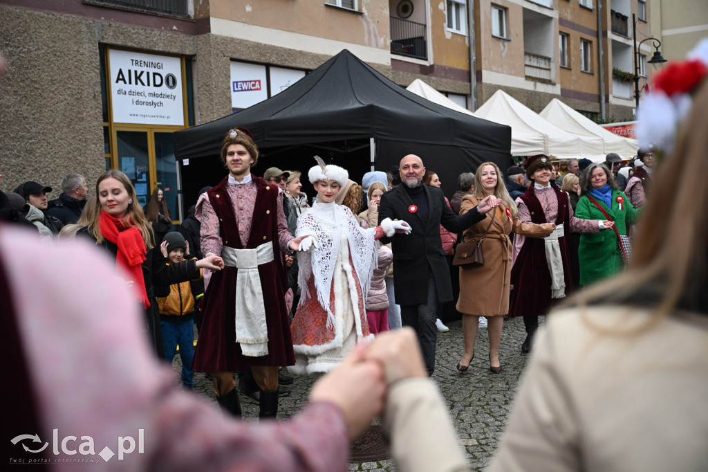 Legnica zatańczyła Poloneza dla Niepodległej