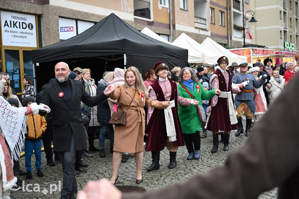 Legnica zatańczyła Poloneza dla Niepodległej