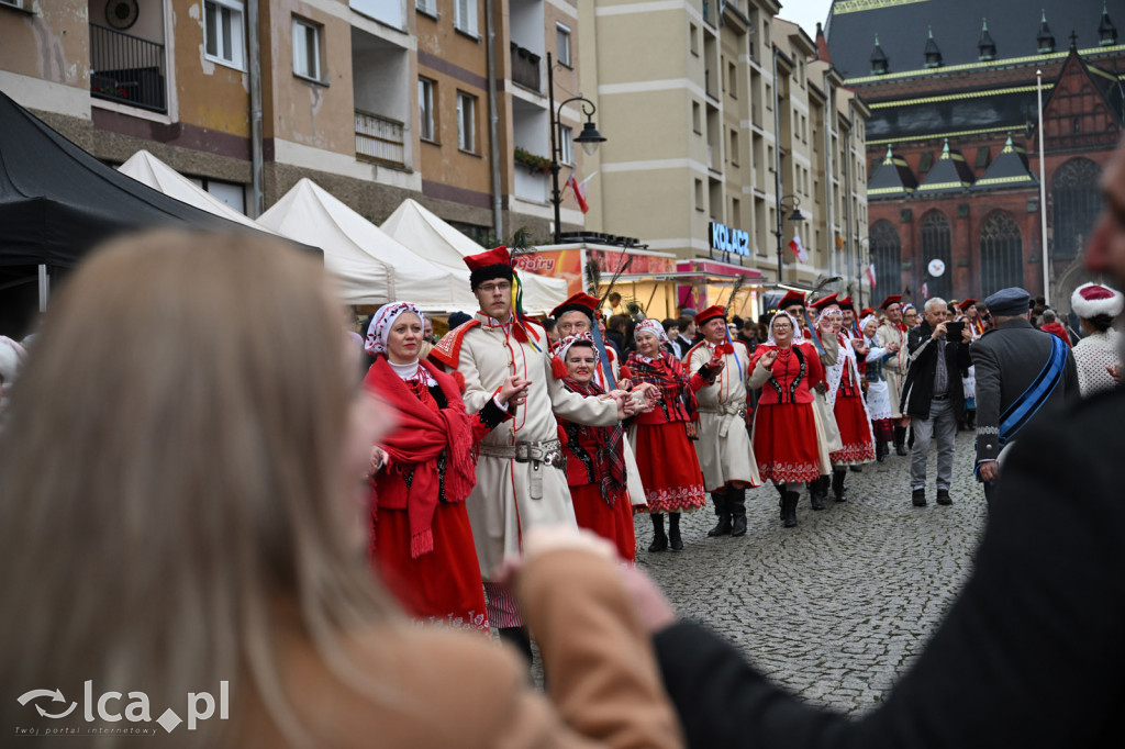Legnica zatańczyła Poloneza dla Niepodległej