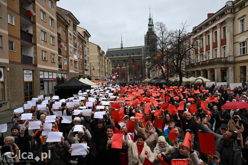 Legnica zatańczyła Poloneza dla Niepodległej