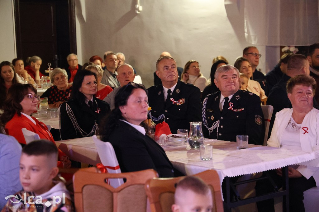 Biało-czerwony tort na Święto Niepodległości