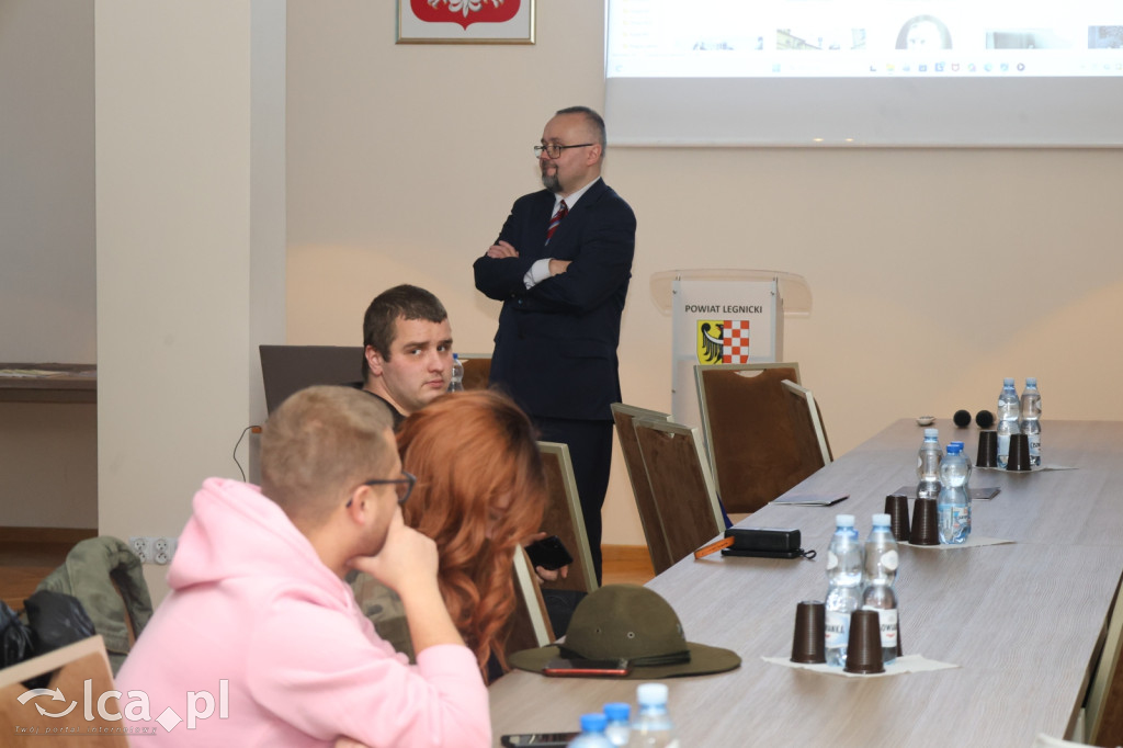 Pamięć o Zbrodni Ponarskiej w legnickim starostwie