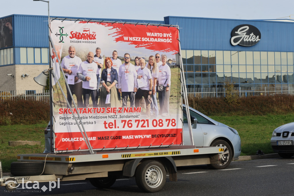 Solidarność wśród pracowników strefy