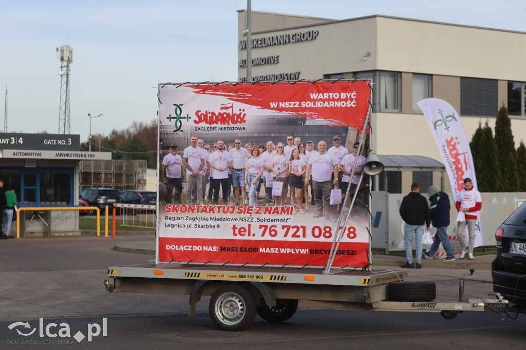 Solidarność wśród pracowników strefy
