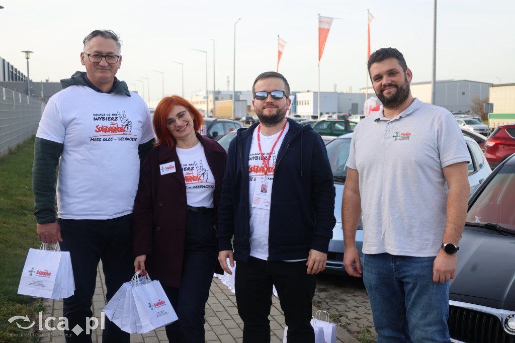 Solidarność wśród pracowników strefy