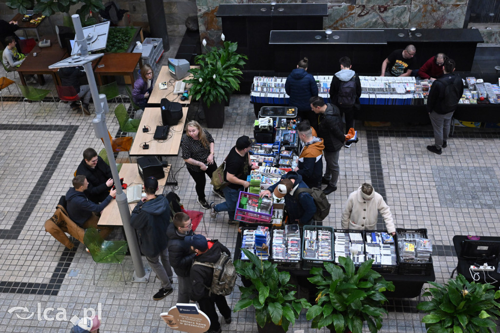 Galeria Piastów zamieniła się w salon gier