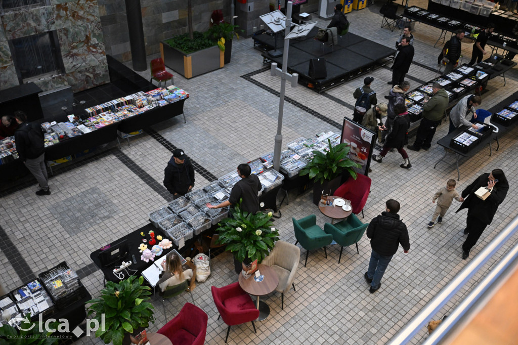 Galeria Piastów zamieniła się w salon gier