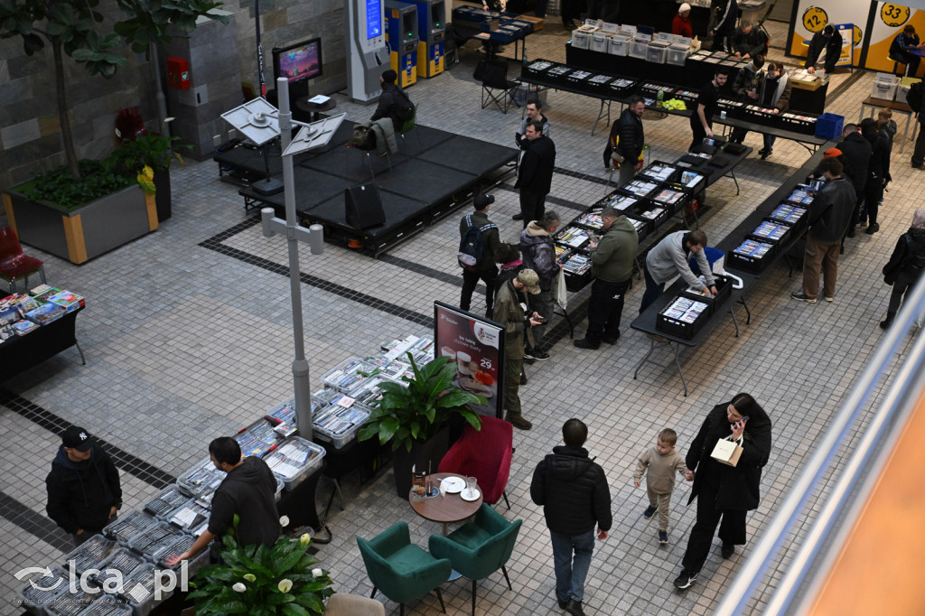 Galeria Piastów zamieniła się w salon gier