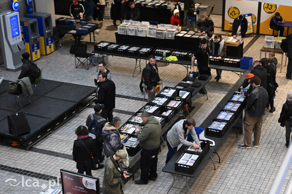 Galeria Piastów zamieniła się w salon gier