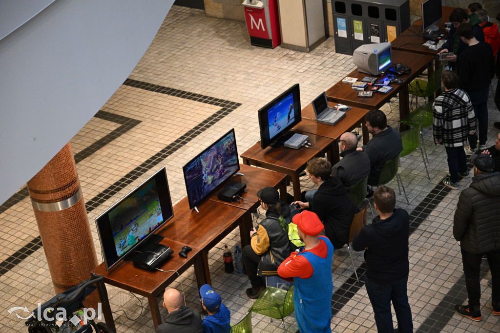 Galeria Piastów zamieniła się w salon gier