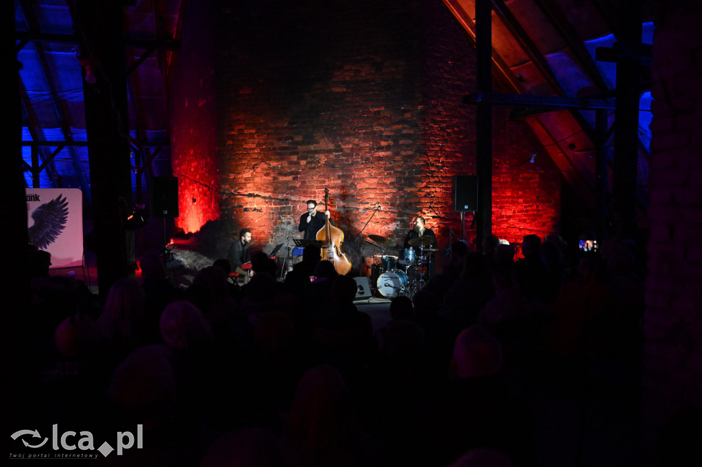 Jakub Olejnik Trio na strychu Zamku Piastowskiego