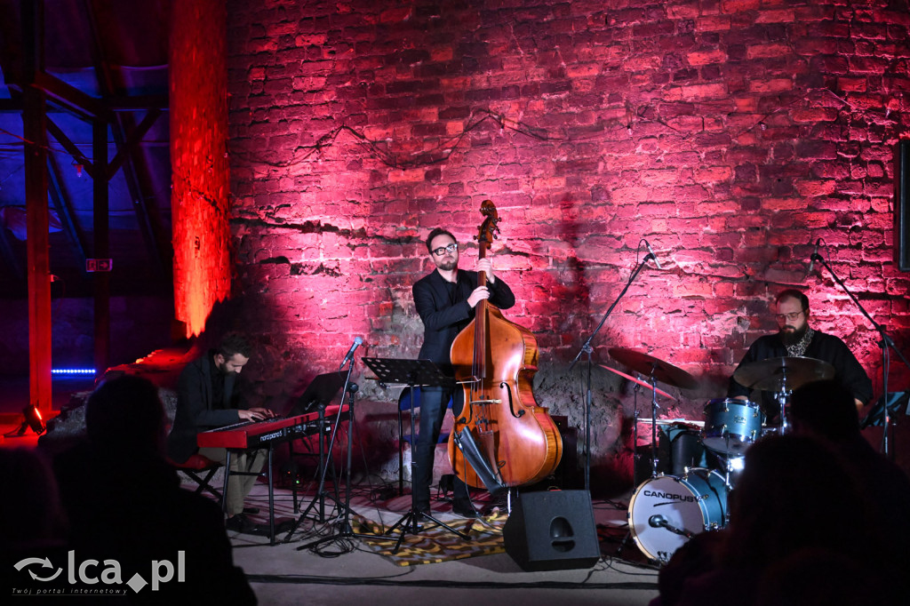 Jakub Olejnik Trio na strychu Zamku Piastowskiego