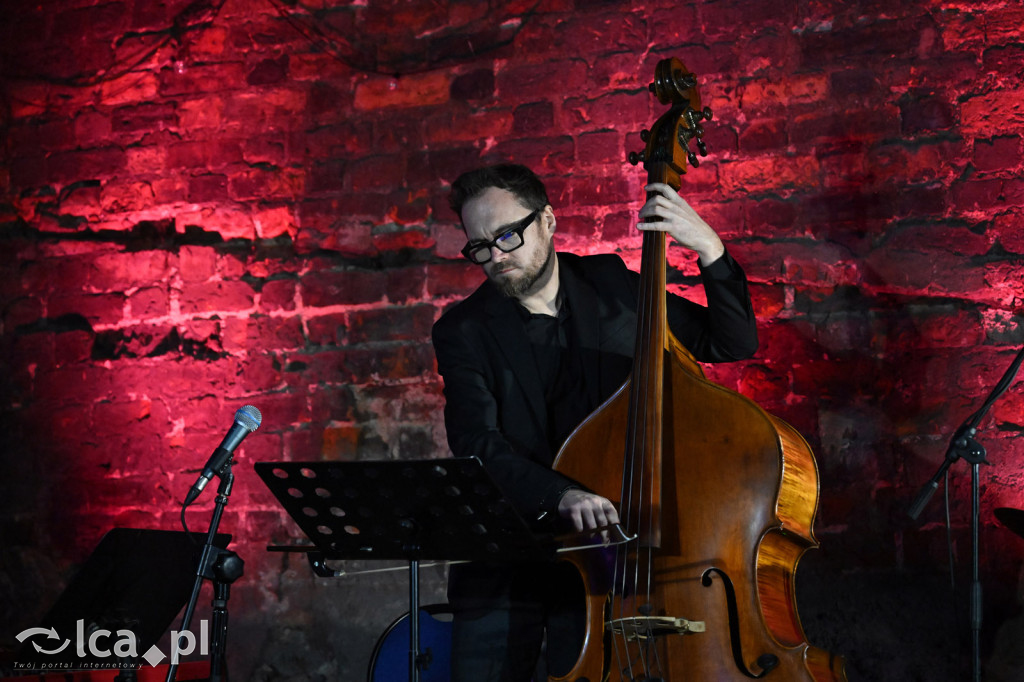 Jakub Olejnik Trio na strychu Zamku Piastowskiego