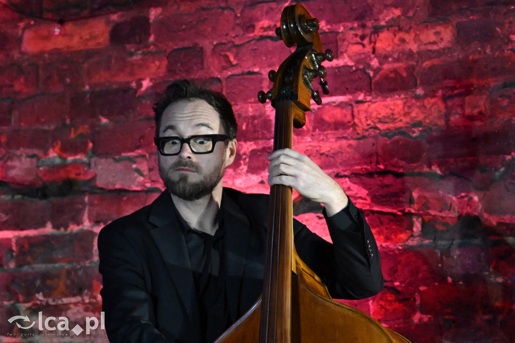 Jakub Olejnik Trio na strychu Zamku Piastowskiego