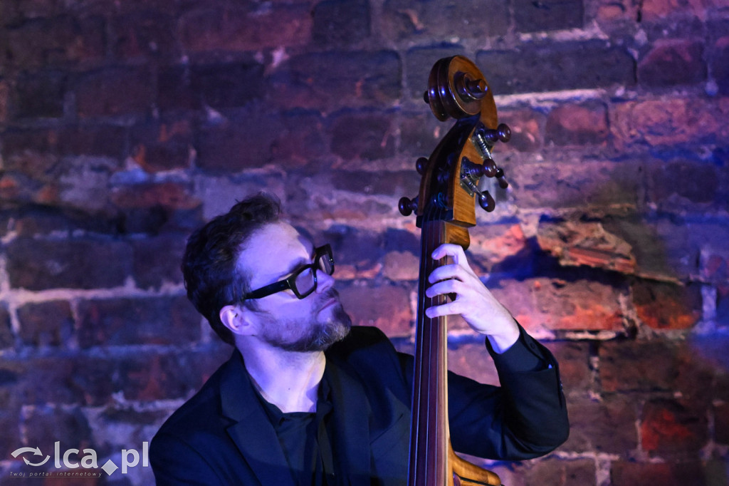 Jakub Olejnik Trio na strychu Zamku Piastowskiego