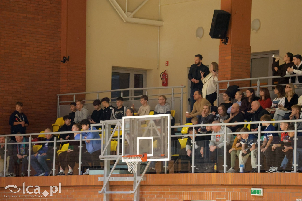 Siódemka Miedź Legnica pokonała AZS UW Warszawa