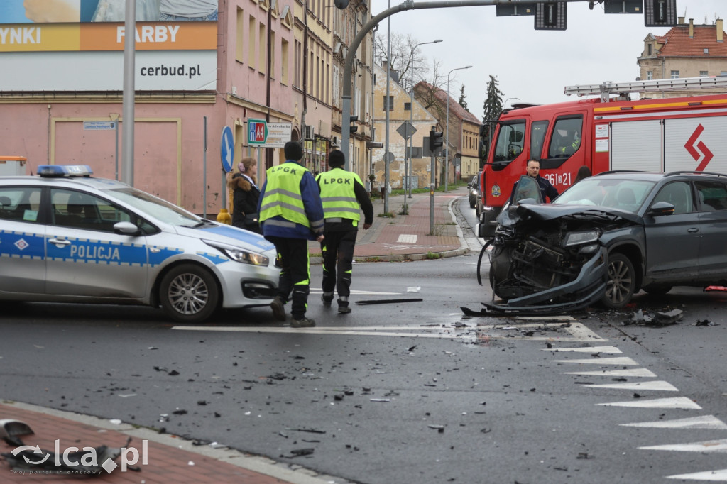 Wypadek na skrzyżowaniu z Jaworzyńską