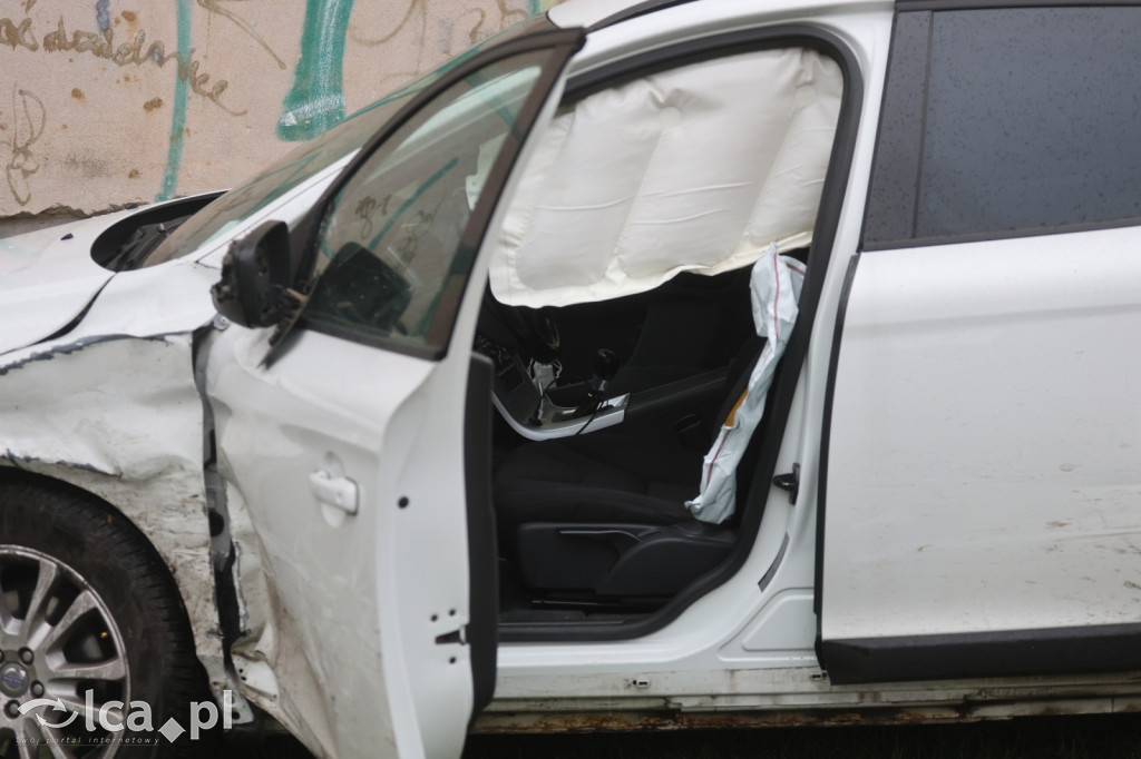 Wypadek na skrzyżowaniu z Jaworzyńską