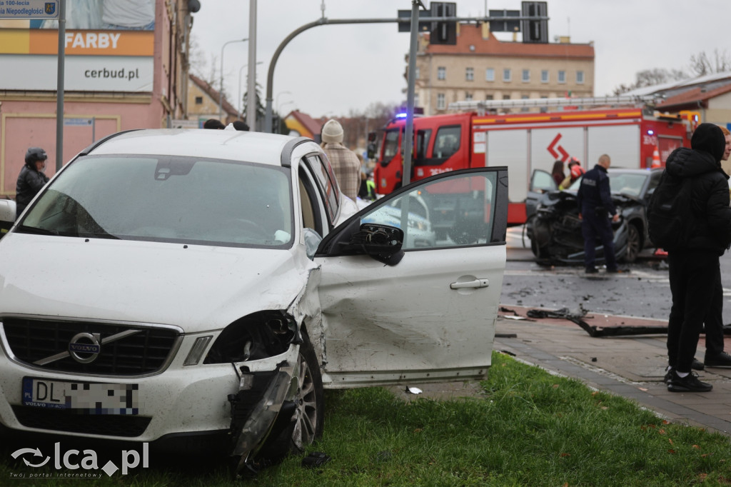 Wypadek na skrzyżowaniu z Jaworzyńską
