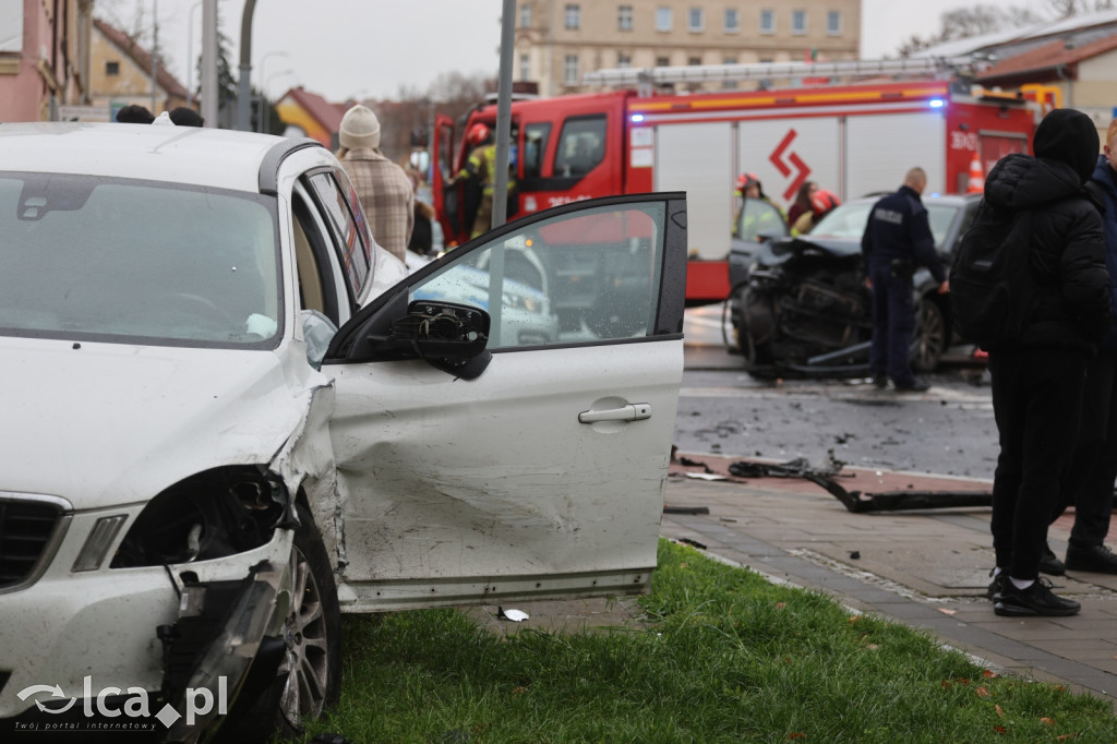 Wypadek na skrzyżowaniu z Jaworzyńską