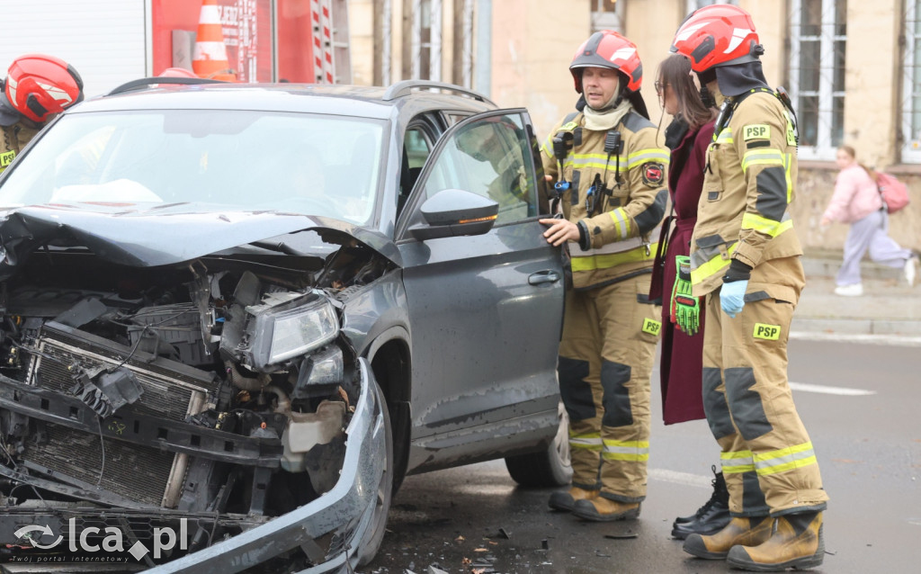 Wypadek na skrzyżowaniu z Jaworzyńską
