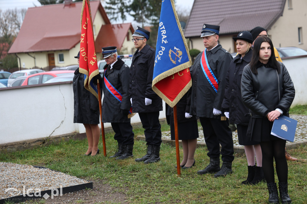 Odsłonięcie tablicy w Szczytnikach nad Kaczawą