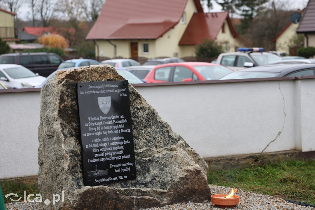 Odsłonięcie tablicy w Szczytnikach nad Kaczawą